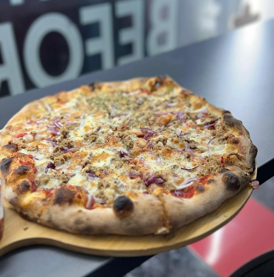 Pizza cu Ton
