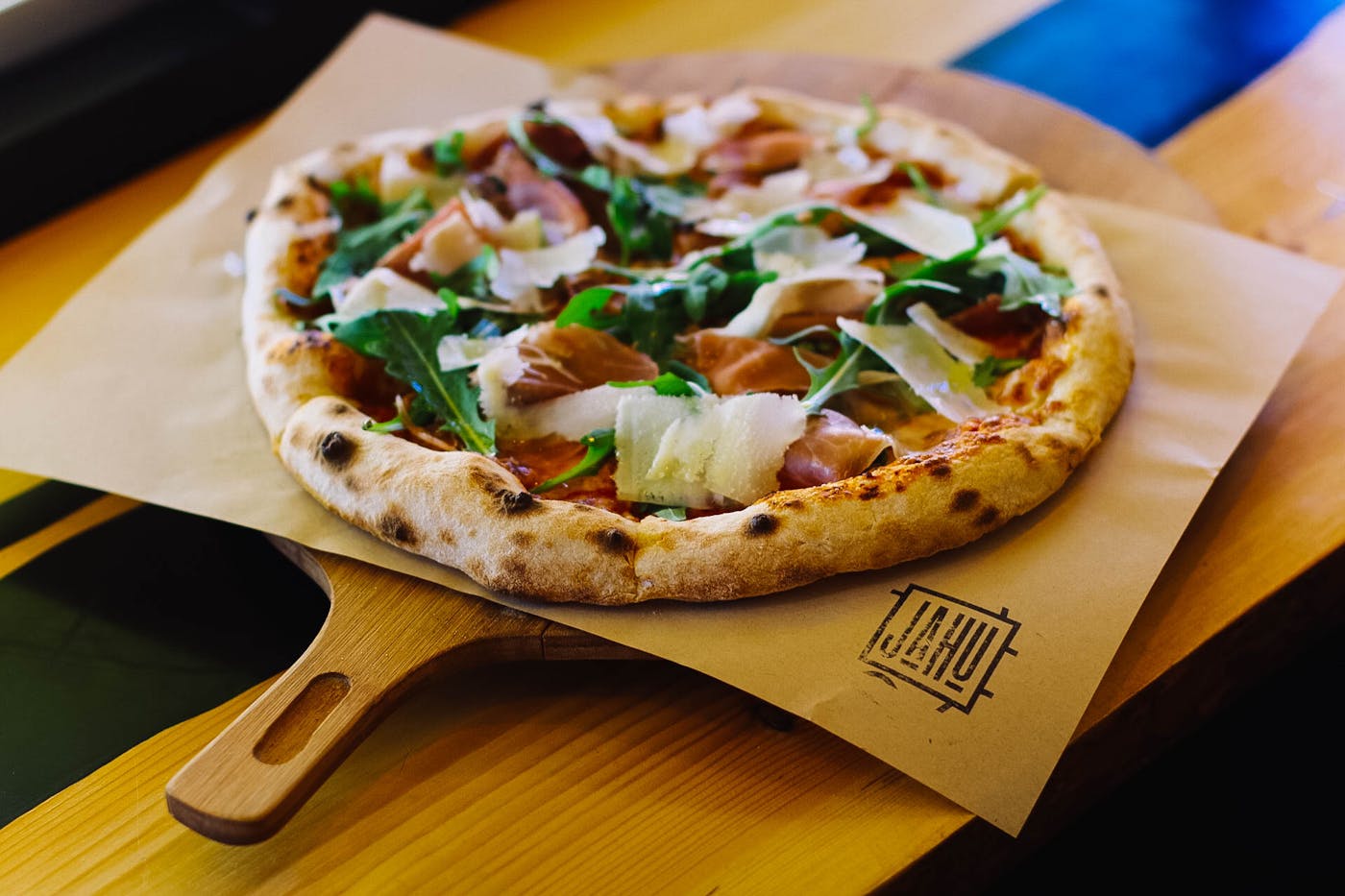 Mai mult decat o pizzerie